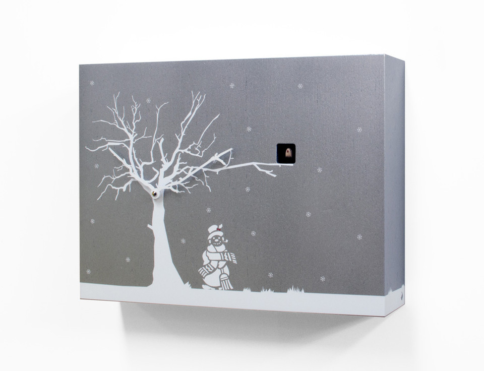 Contemporary Christmas Theme Modern Cuckoo Clock with Silver Wall with White Tree - by Progetti