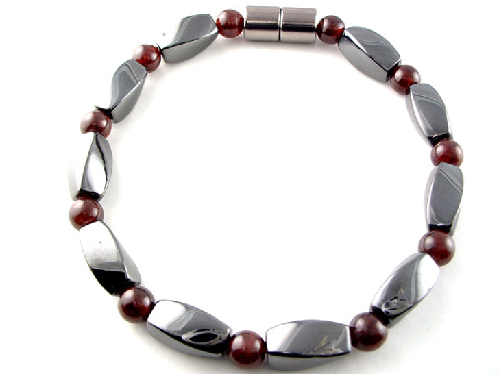 Hematite Magnetic Therapy Necklace Garnet Twister