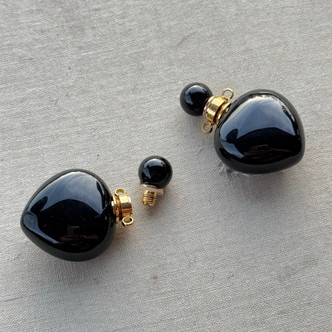 35x22mm Onyx Heart Stone Bottle Pendant Brass Per Pc