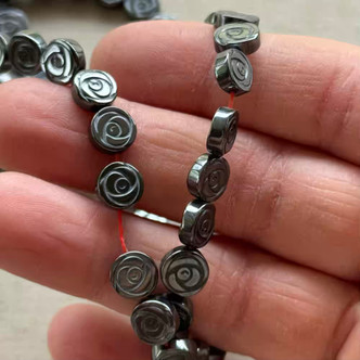 8mm Hematite Rose Coin Beads Semi Precious Stone 24Pcs Per Strand