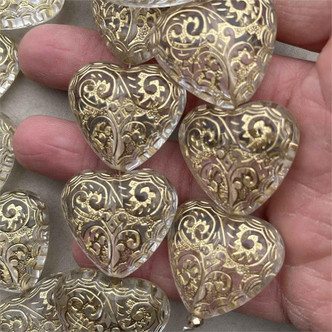 Gilded Clear Acrylic Floral Heart 30mm Q5 Beads Per Pkg