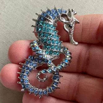 2.25 Inch Seahorse Pendant Brooch Pin Rhinestone Aqua Per Pc
