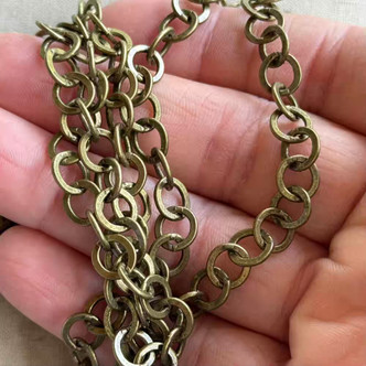 7.5mm Flat Round Chain Soldered Antique Brass Plated Per Foot