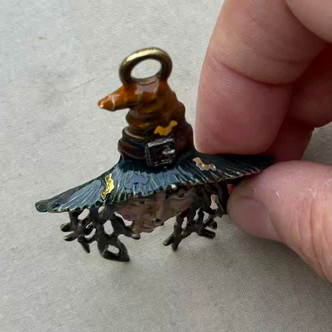 Batilda Bat Witch Pendant Patina Artisan Hand Painted 60x50mm Per Pc