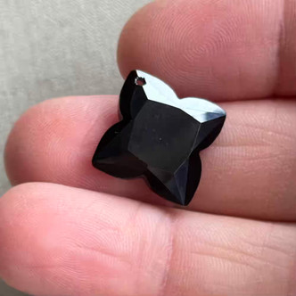 21mm Jet Black Cubic Zirconia Micro Faceted Quatrefoil Per Pc