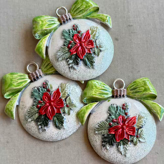 Grinch Green Christmas Ornament Pendant Artisan 52mm Per Pc