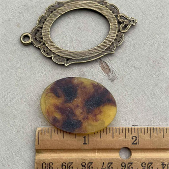 Angel Cameo Tray Pendant Set DIY Antique Brass Resin Cab Bezel Q1 Per Pkg