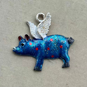 JamBOARee USA Star Flying Winged Pig Pendant Hand Painted Per Pc