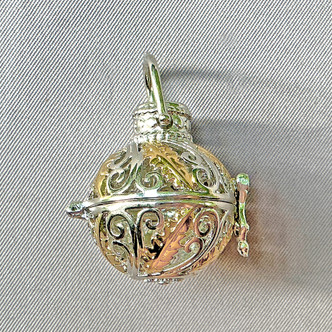 Gold Leaf Aromatherapy Oil Diffuser Harmony Wish Locket Pendant 34x26mm Antique Silver Gold Plated Alloy Q1 Per Pkg