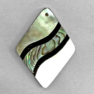 Freshwater Black Lip and Paua Shell Pearl Diamond 40x28mm Pendants Q1 Per Pkg