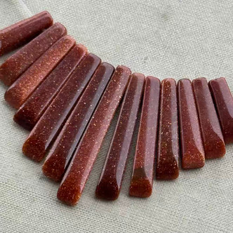 Goldstone Cleopatra Graduated Daggers Stone Beads 13Pcs Per Strand