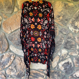 Black Floral Kimono High Low Easel
