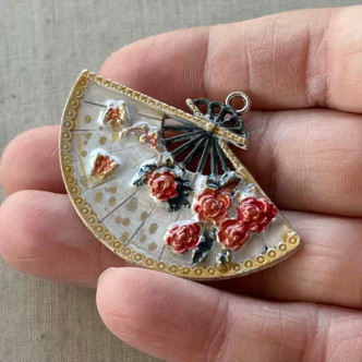 Oriental Fan Pendant Artisan Hand Painted 54x40mm Per Pc