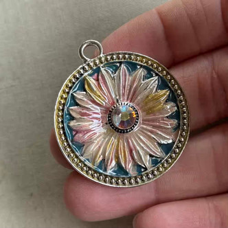 44mm Sunflower Medallion Pendant Strawberry Blonde Artisan Hand Painted Per Pc