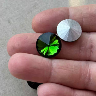16mm Rivoli Crystal Emerald Q4 Per Pkg