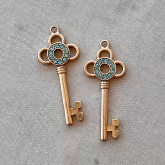 42x17mm Aqua Skeleton Key Charms Hamilton Gold Plated Alloy Q2 Per Pkg