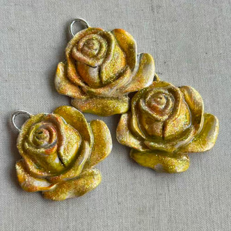 Georgia Rose Flower Pendant Yellow Rose of Texas Patina Botanical 35mm Per Pc