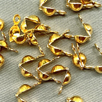 Closed Loop Clamshell End Crimps 7x4mm Gold Plated Alloy Q100 Per Pkg