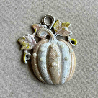 Cinderella Pearl Pumpkin Hand Painted Pendant Per Pc