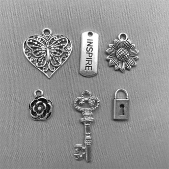 Le Jardin Enchanté Mixed Charm Bundle Antique Silver Plated Metal Alloy Q6 Per Pkg