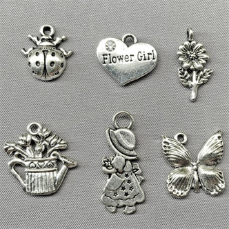 Sunbonnet Sue In The Garden Mixed Charm Bundle Antique Silver Plated Q6 Per Pkg
