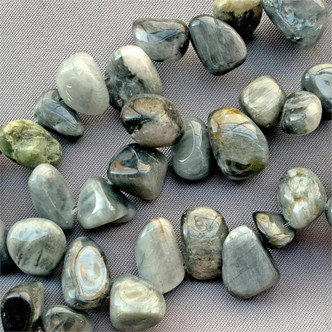 Side Drilled Chip Cats Eye Quartz Semi-Precious Beads - per strand