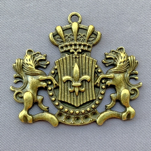 Lion Crown Shield Coat of Arms Heraldry Pendants 38x45mm Antique Brass Plated Alloy Q3 Per Pkg