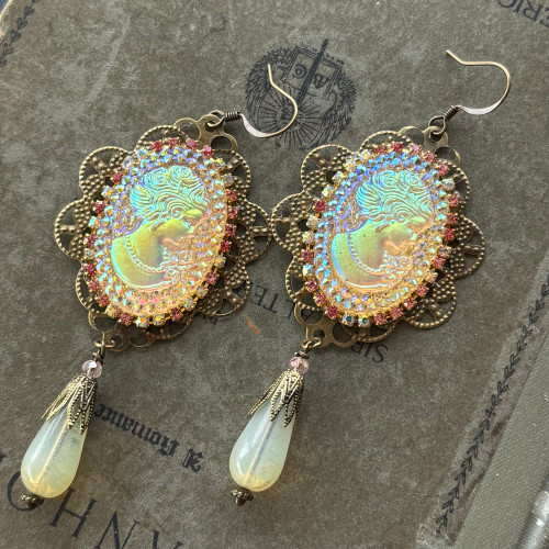 Lady Elinor Cameo Earrings Rhinestone Resin Collage Per Pair