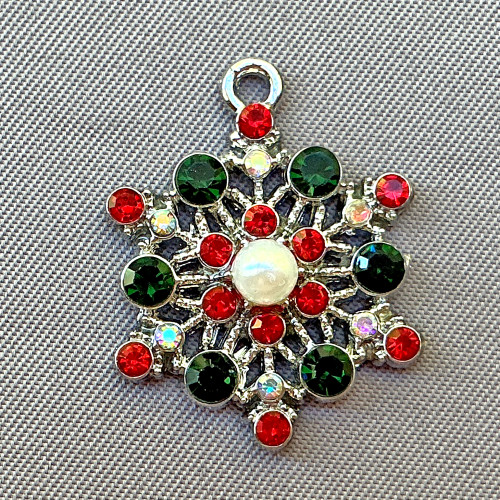 Red Green Pearl Rhinestone Christmas Snowflake Charms 25x18mm Platinum Plated Alloy Q6 Per Pkg
