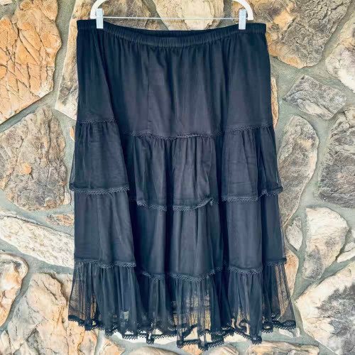 Black Layered Mesh Skirt Crochet Hem JDL Jeanne d'Arc Living O/S