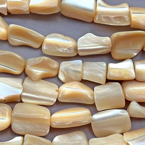 Caramel Smooth Nugget 20-14mm Dyed MOP Beads Per Strand