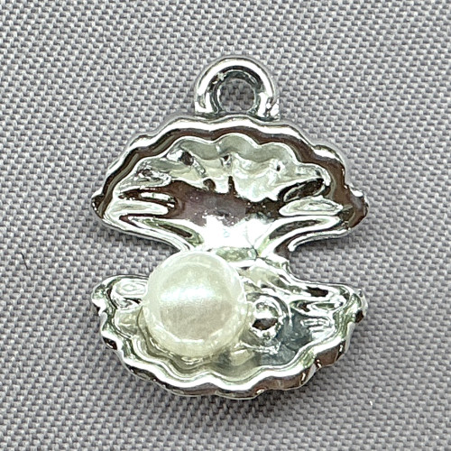 Imitation Pearl Clam Shell Charms 16x13mm Platinum Plated Alloy Q12 Per Pkg
