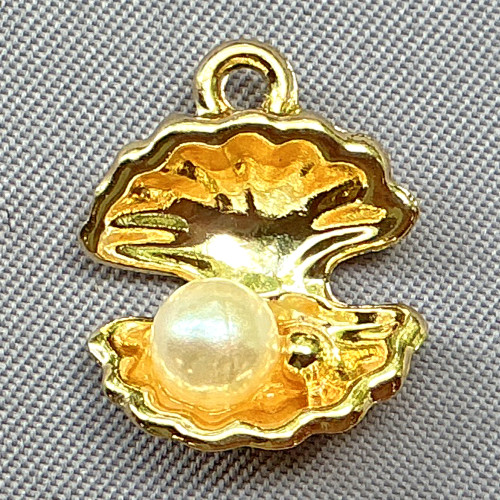 Imitation Pearl Clam Shell Charms 16x13mm Gold Plated Alloy Q12 Per Pkg