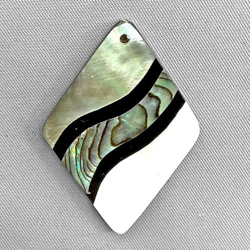 Freshwater Black Lip and Paua Shell Pearl Diamond 40x28mm Pendants Q1 Per Pkg