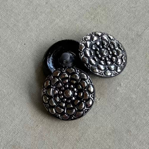 18mm Czech Glass Button Mandala Gunmetal Jet Q1 Per Pc