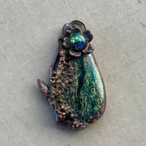 53x31mm Electroformed Pendant Dichroic Green Stone Flowers Twig Artisan Antique Copper Per Pc