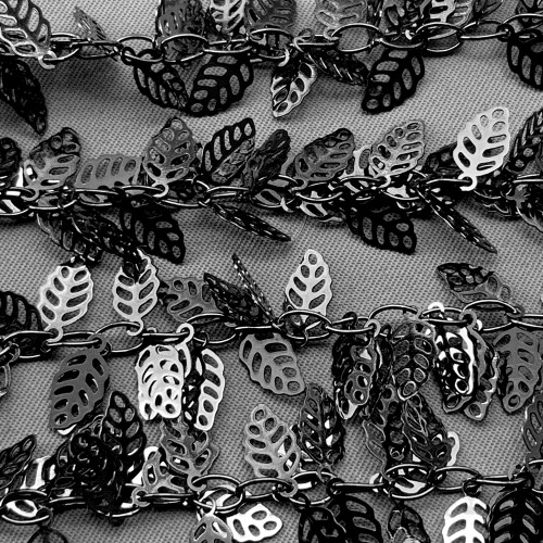 10x5mm Filigree Leaf Charm Chain Gunmetal Plated Per Foot