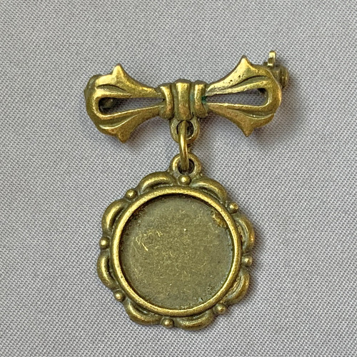 Round Rose Bow Cabochon Memory Tray Pin Brooches 35x25mm Antique Brass Plated Alloy Q2 Per Pkg