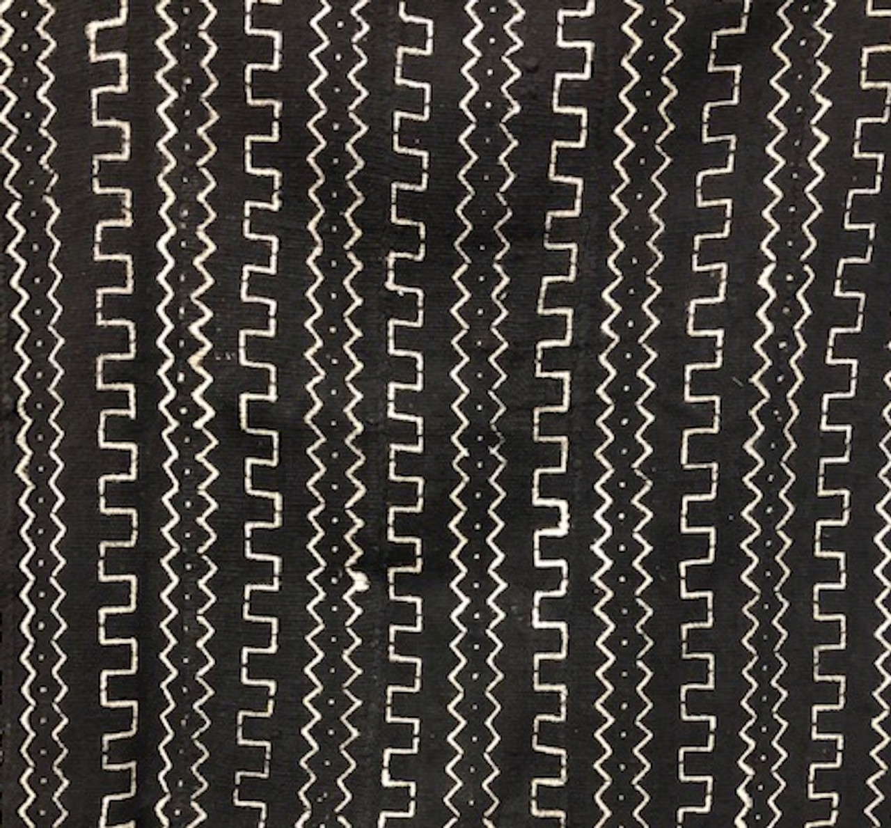 25259 African Mali Mud Cloth Bambara Bogolanfini Black White