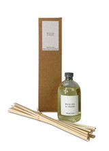100ml Fig & Grape scented artisan reed diffuser. Made with natural, alcohol plant-based reed liquid with no parabens.