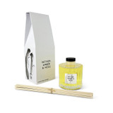 Heaven Scent Vetiver, Amber & Moss 170ml Bougie artisan reed diffuser. Made with alcohol-free plant-based reed liquid with no parabens, in a beautifully illustrated gift box.