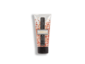 This floral scented cream is rich in goat milk and shea butter, ensuring lasting moisture, and is laced with gentle botanical notes to give hydrating relief to dry hands. 2.0 oz size