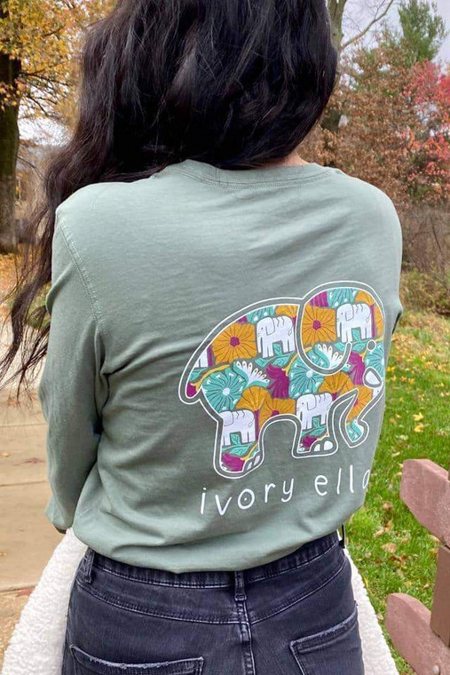 Made for any day of the week, this ultra-soft long sleeve tee is sure to be your winter favorite.

100% Organic Cotton
Machine wash cold
Regular Fit
Screen printed locally in Rhode Island
Model is 5'3" wearing size small

10% of profits will go to Save The Elephants.