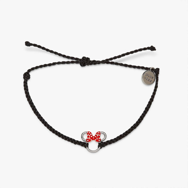 Look pretty in pastels with our Disney Minnie Mouse Head Charm Bracelet. Set on a black string band, this stackable style features a cutout Minnie Mouse silhouette charm, with a too-cute red enamel bow detailing for a dose of Disney magic.