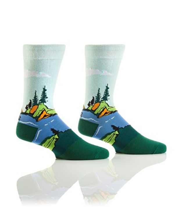 MEN'S CREW SOCK
Compact Cotton and anti-microbial.
Reinforced deep pocket heel and toe.
Fits Men's Shoe Size 7-12.