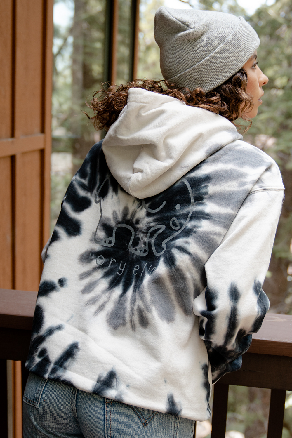 Ivory Ella - Sweatshirts / Hoodies 