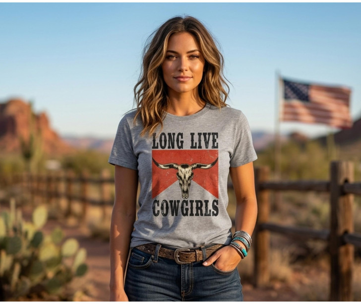 Army Universe Long Live Cowgirls Printed T-Shirt Western Longhorn Bull Skull Graphic Distressed 100% Cotton Tee, Athletic Grey