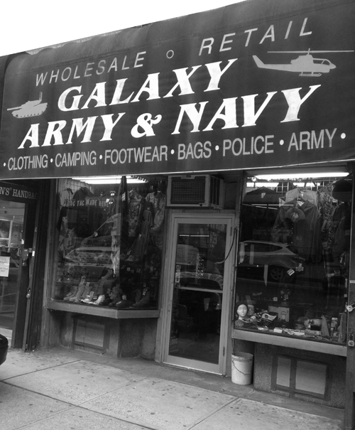 galaxy-army-navy-store-nyc-photo-bw-500px.png