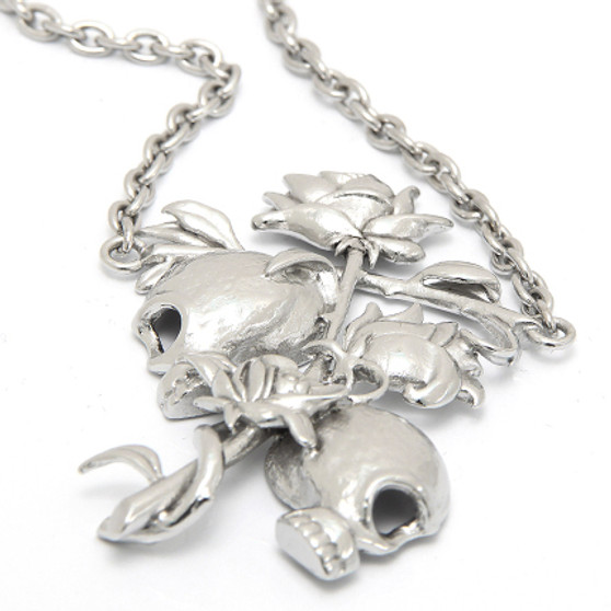 Til Death Do Us Part - Skulls with Rose Necklace