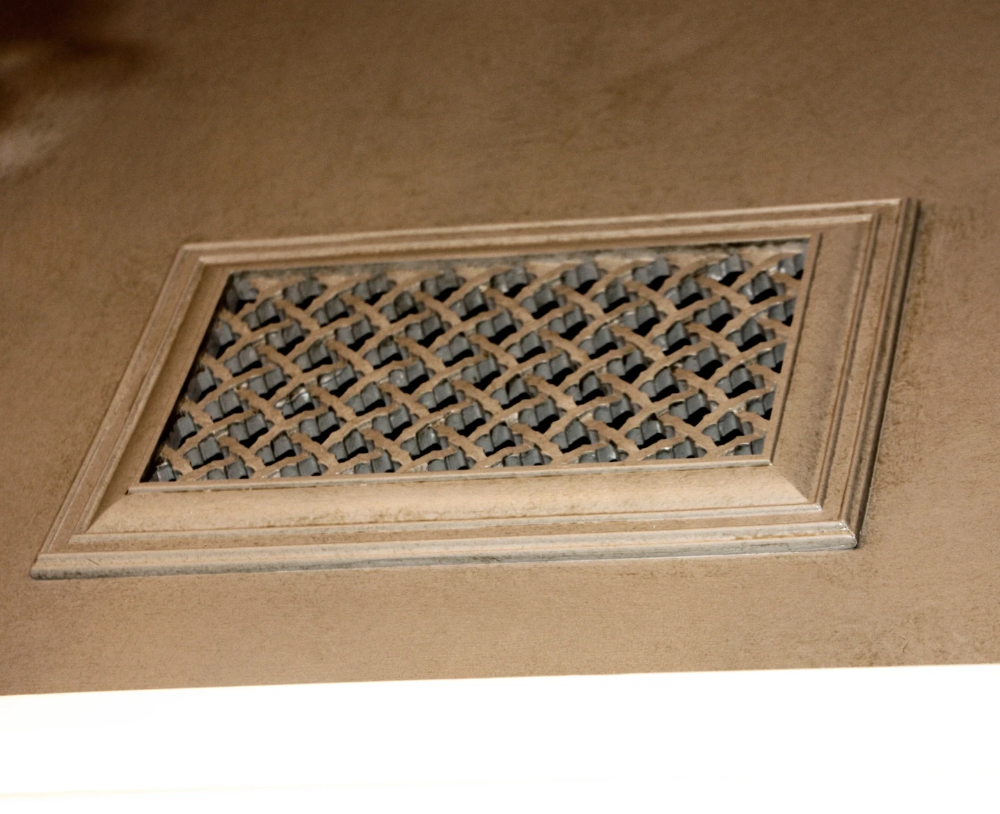 Why Polyurethane Resin Makes the Best Decorative HVAC Vent Covers & Registers